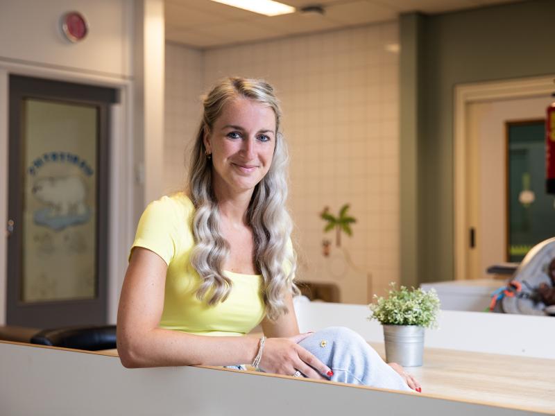 ‘Kinderen gaan door gebaren veel sneller praten.’